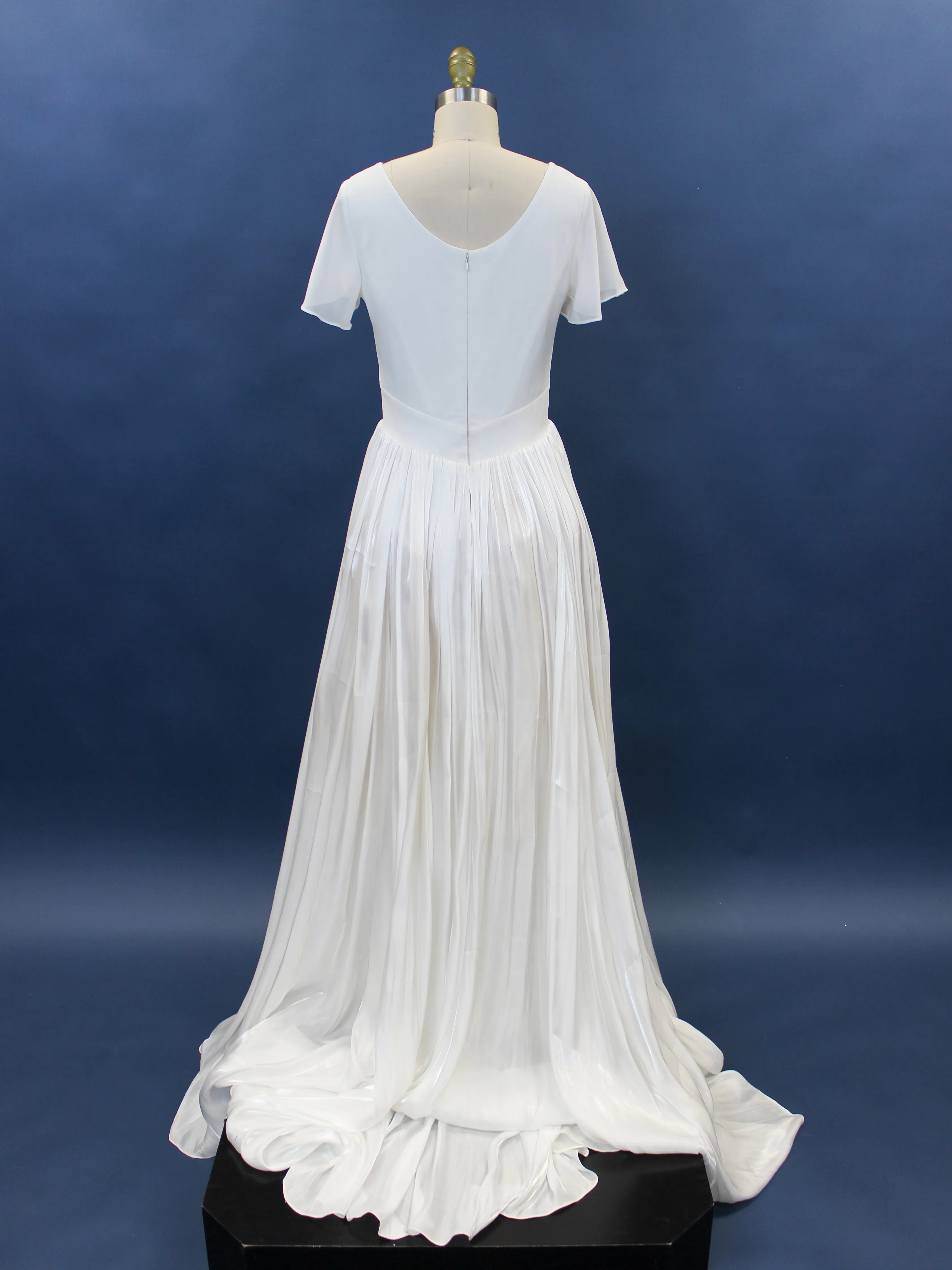 B / Chic Nostalgia Opal Size 10