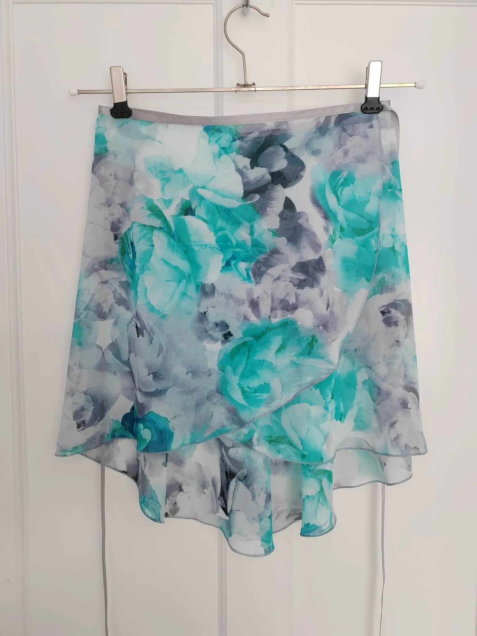 Ballet skirt; Sea Flowers