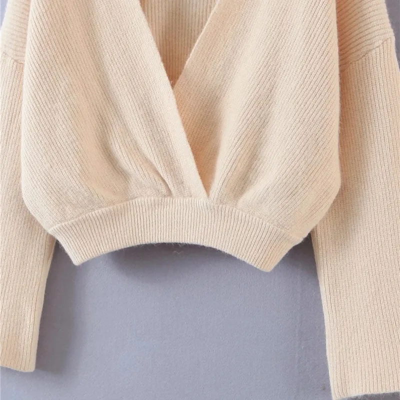 KNITTED CROPPED SWEATER WITH SKIRT