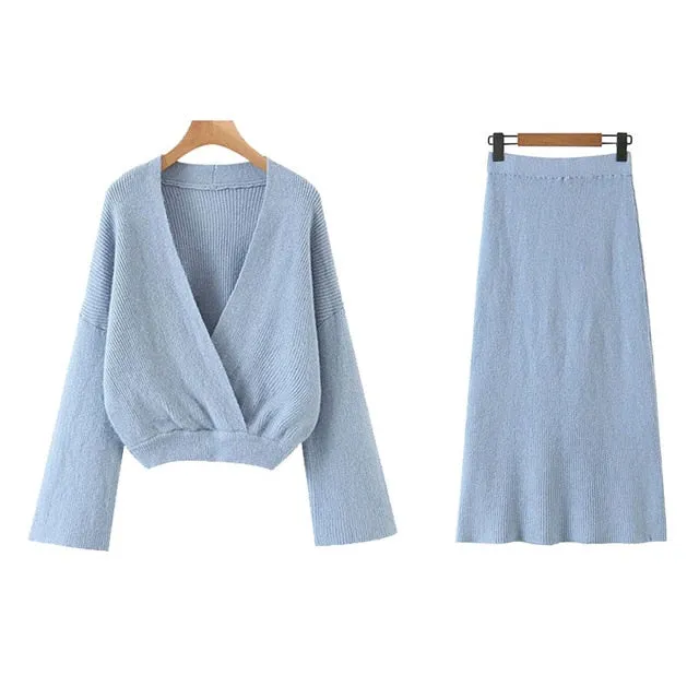 KNITTED CROPPED SWEATER WITH SKIRT