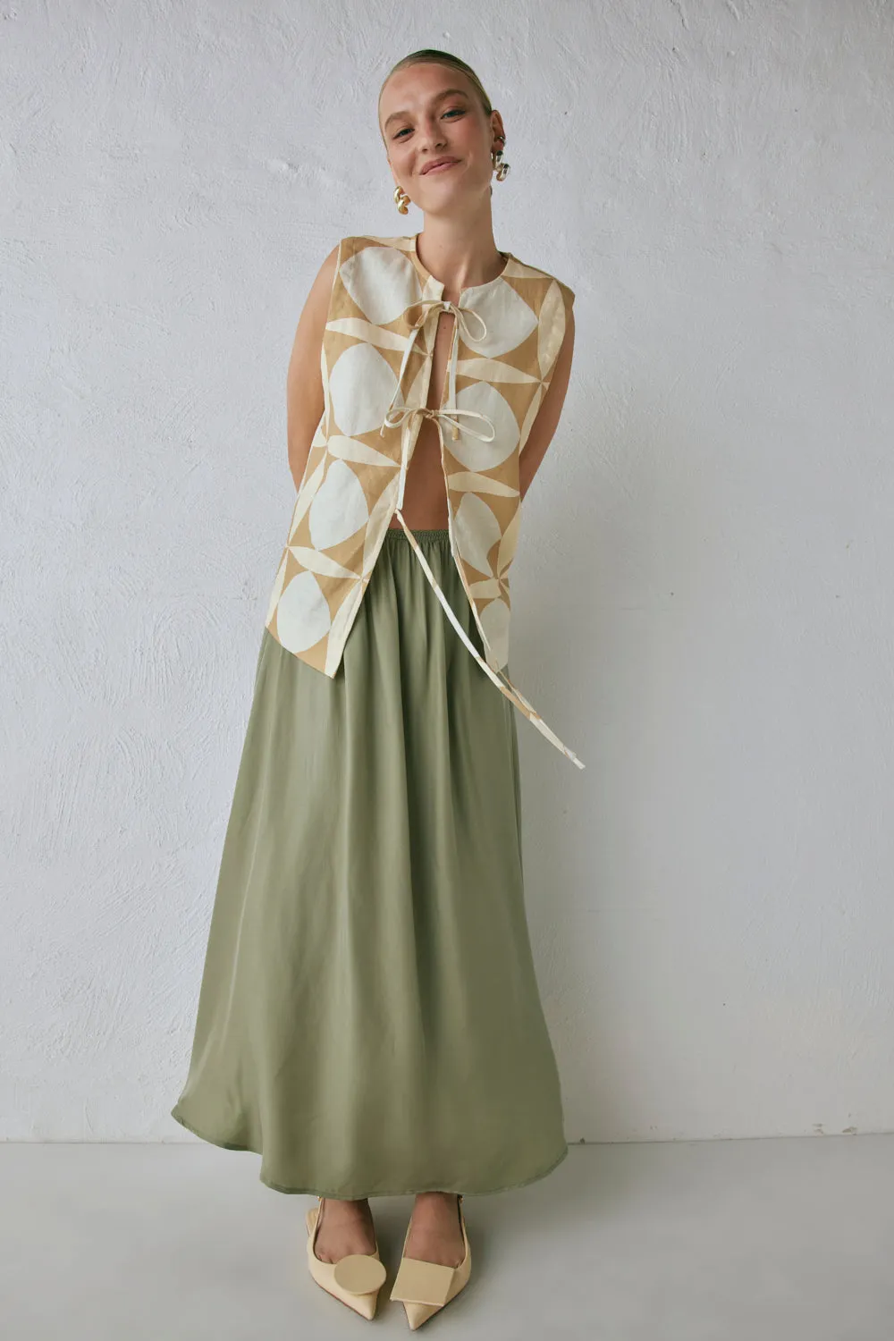 Solara Midi Skirt Sage